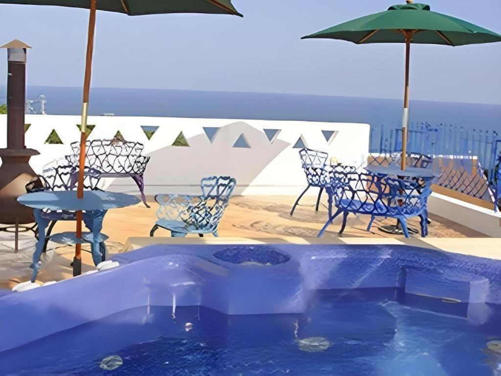 Arabian Art Hotel & Gallery Onjuku Exteriér fotografie