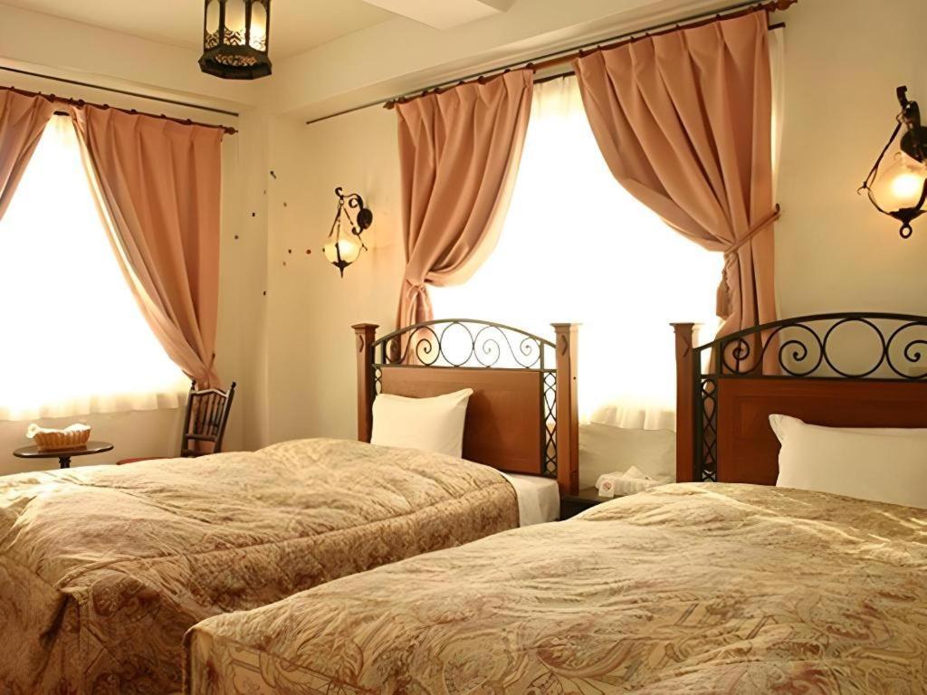 Arabian Art Hotel & Gallery Onjuku Exteriér fotografie
